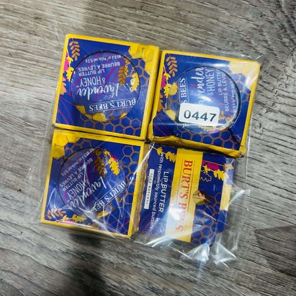 Burt's Bees Lip Butter Lavender & Honey 0.4oz each ( Lot of 3 ) New sealed - Picture 4 of 4
